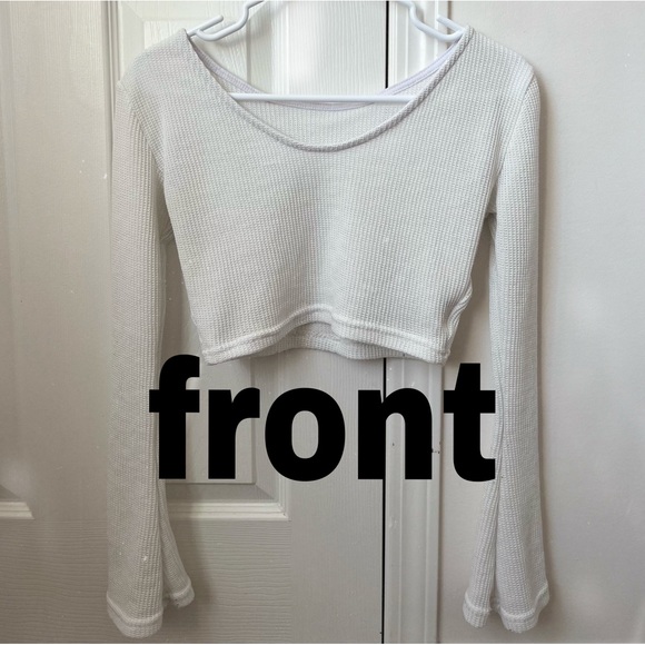 white flared long sleeve knitted crop top - Picture 2 of 2